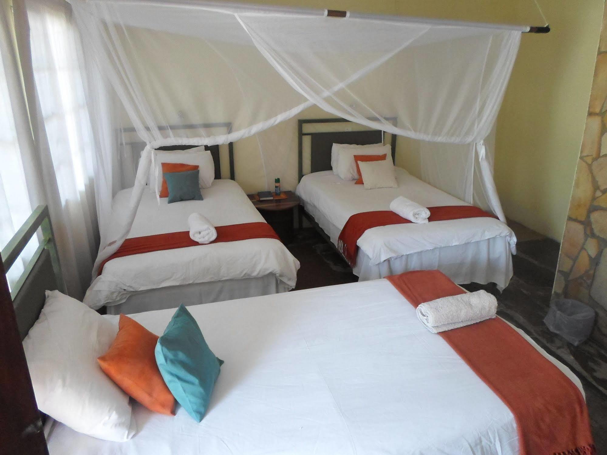 Tsumkwe Country Lodge エクステリア 写真