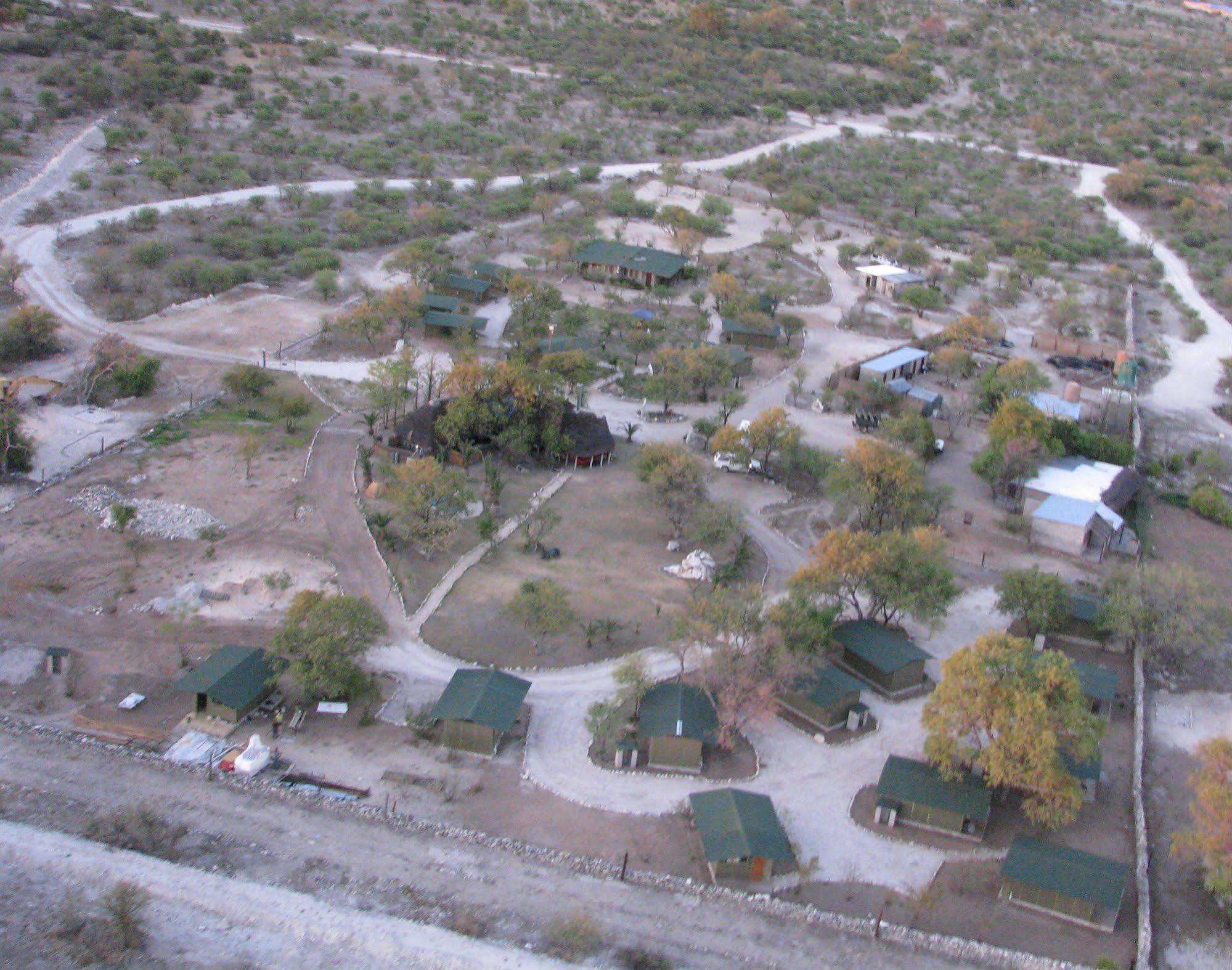 Tsumkwe Country Lodge エクステリア 写真